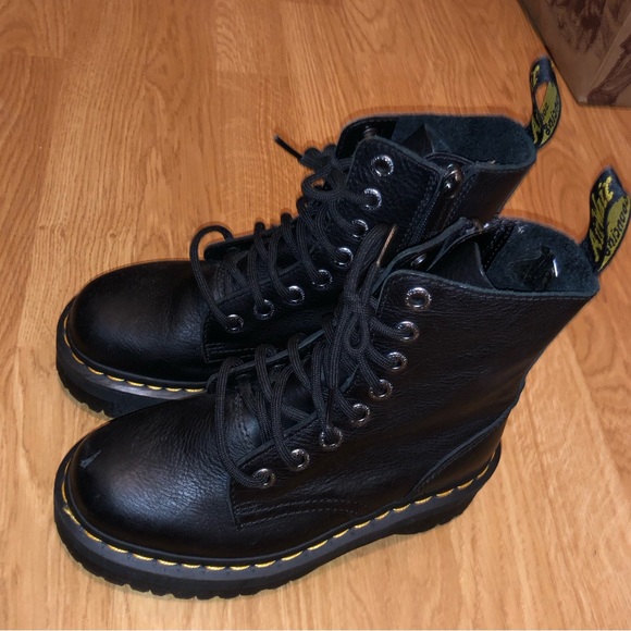 'Jadon' Boot
DR. MARTENS - Picture 3 of 16